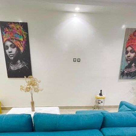 Room In Apartment - Quiet Room In Residence No69 Dakar Luaran gambar
